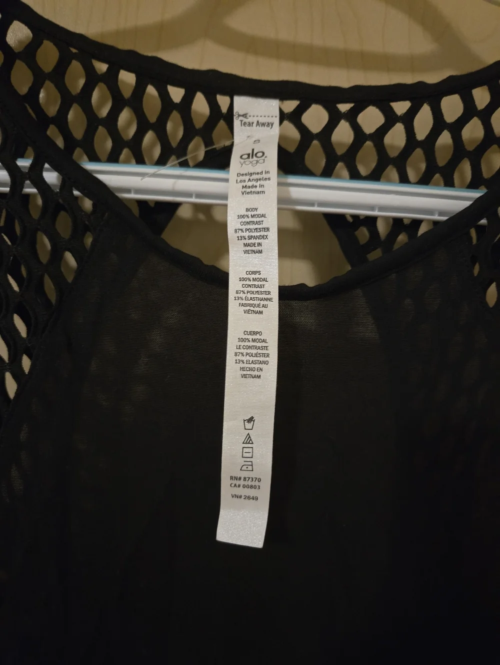 ALO Yoga black tank
